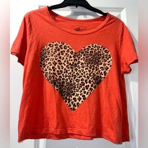 Cheatta Heart Graphic tee